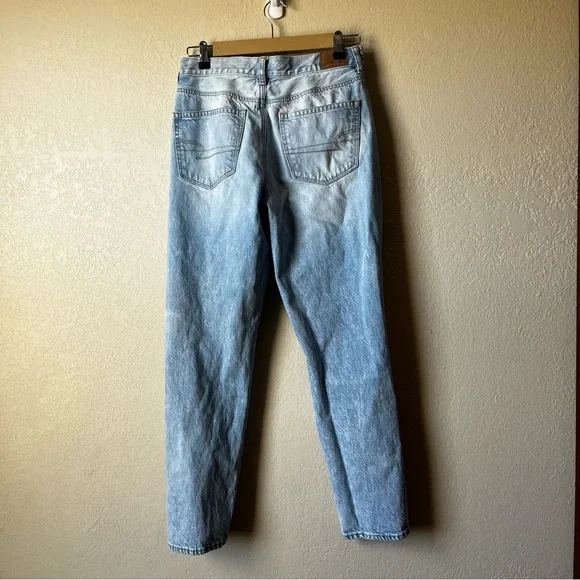 American Eagle Mom Jeans - Picture 4 of 5